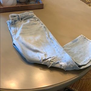 Abercrombie and Fitch mom high rise Curve love